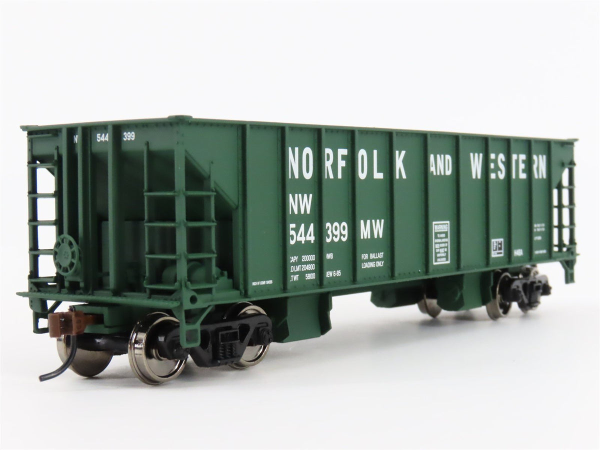 HO Walthers Gold 932-34236 N&amp;W Norfolk &amp; Western 2-Bay Ballast Hoppers 3-Pack