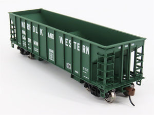 HO Walthers Gold 932-34236 N&W Norfolk & Western 2-Bay Ballast Hoppers 3-Pack