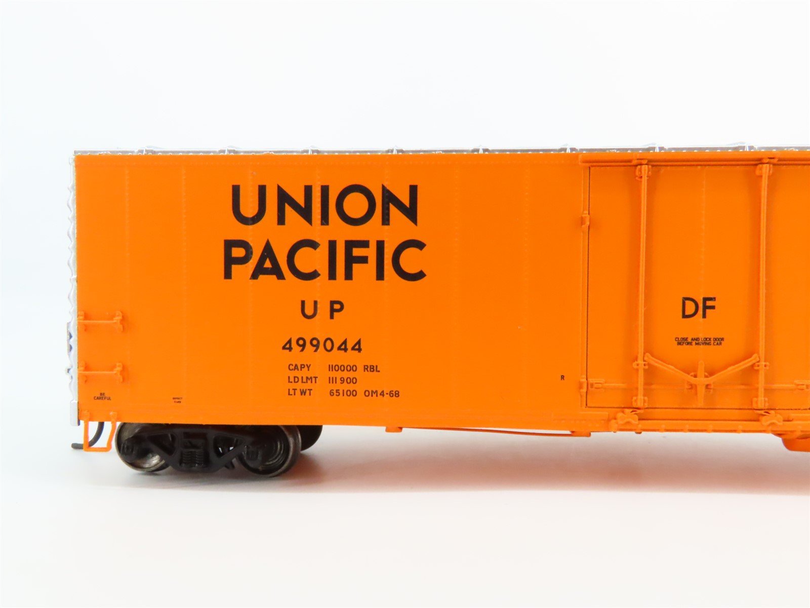 HO Scale Atlas 20001377 UP Union Pacific 50' Plug Door Box Car #499044