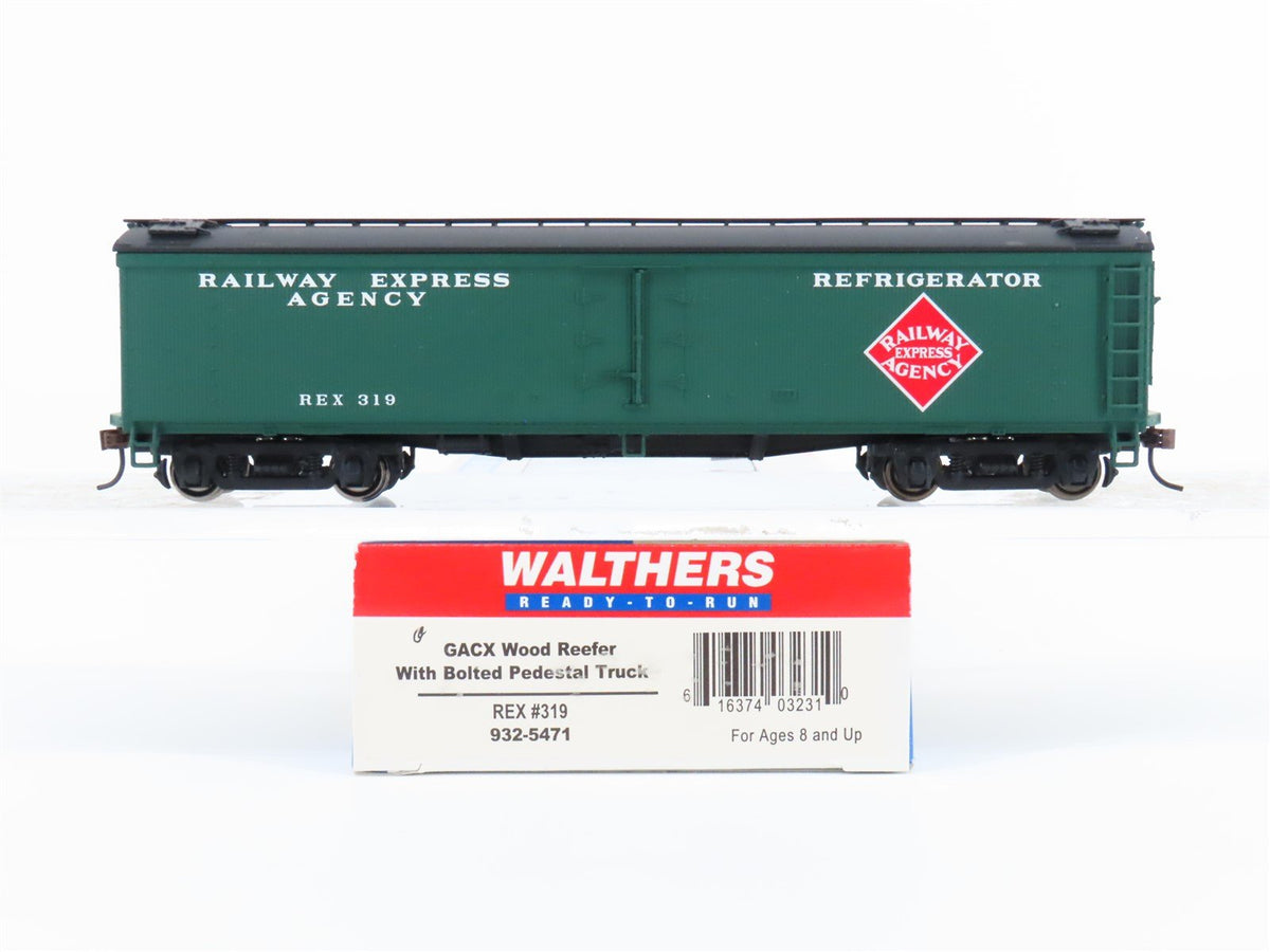 HO Walthers 932-5471 REX / REA Railway Express Agency GACX 50&#39; Wood Reefer #319