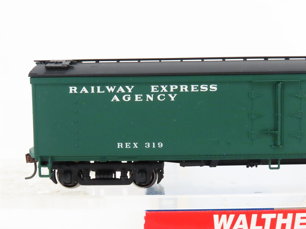 HO Walthers 932-5471 REX / REA Railway Express Agency GACX 50&#39; Wood Reefer #319