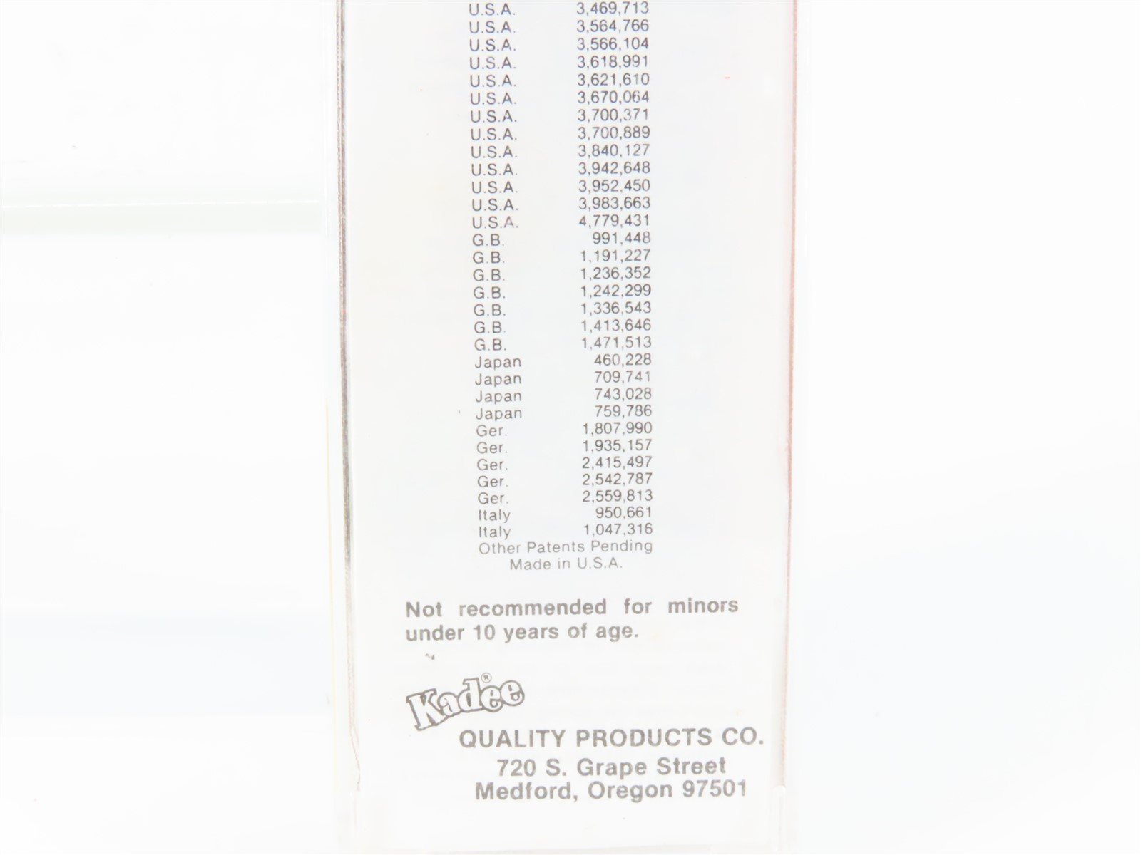 N Scale Micro-Trains MTL/Kadee 23090 IC Illinois Central 40' Boxcar #136993