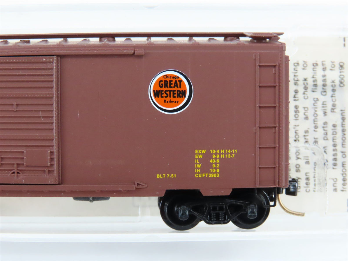 N Scale Micro-Trains 20046 CGW Chicago Great Western 40&#39; Boxcar #5453