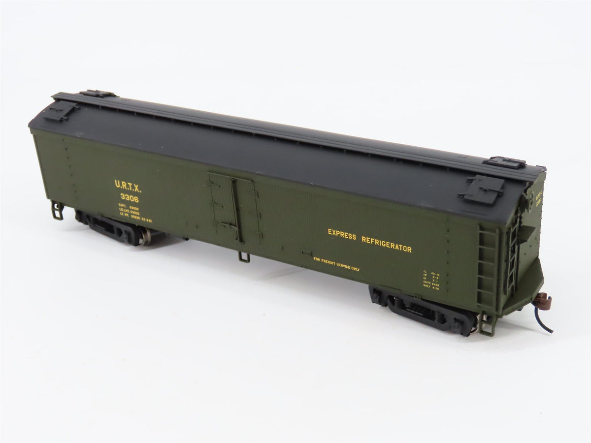 HO Scale Walthers 932-5483 URTX Express Refrigerator GACX 50&#39; Wood Reefer #3306