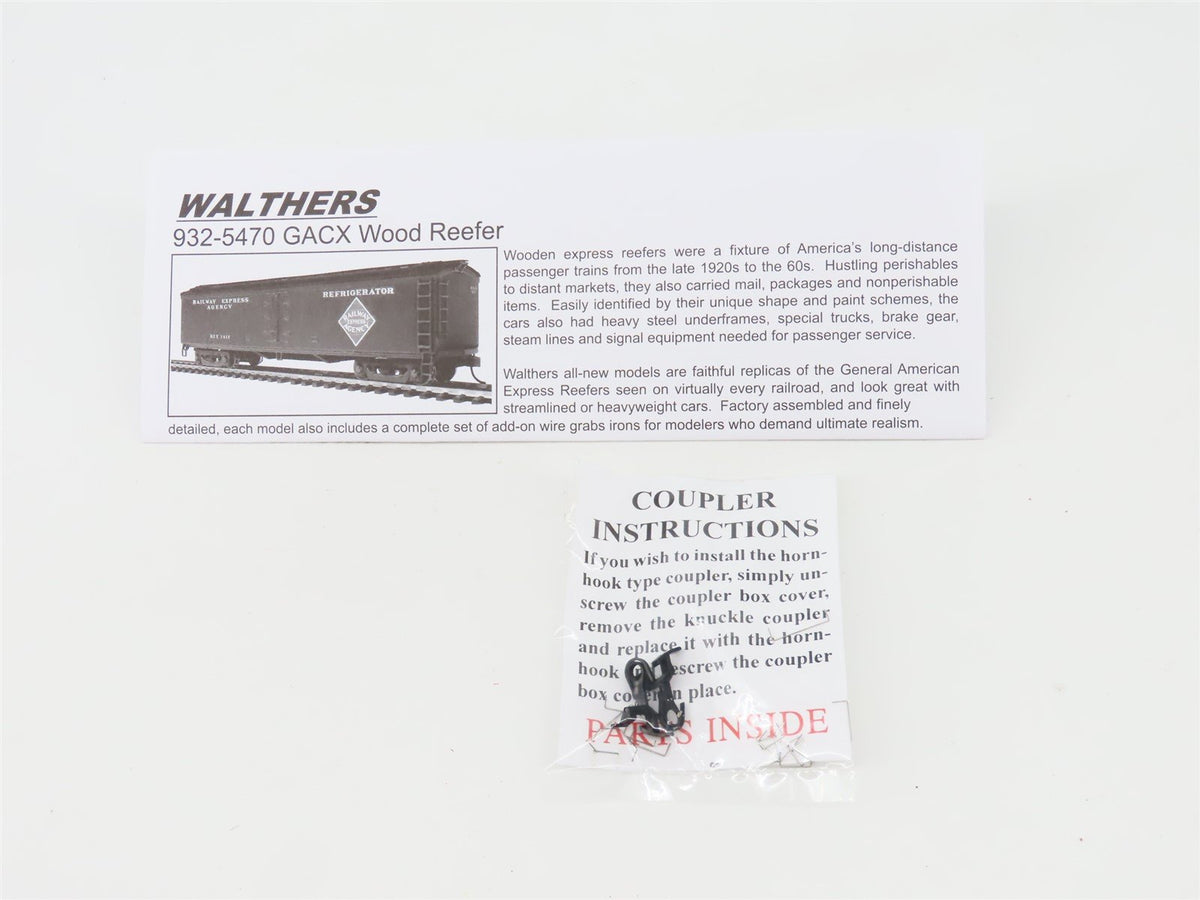 HO Scale Walthers 932-5494 PFE Pacific Fruit Express GACX 50&#39; Wood Reefer #708