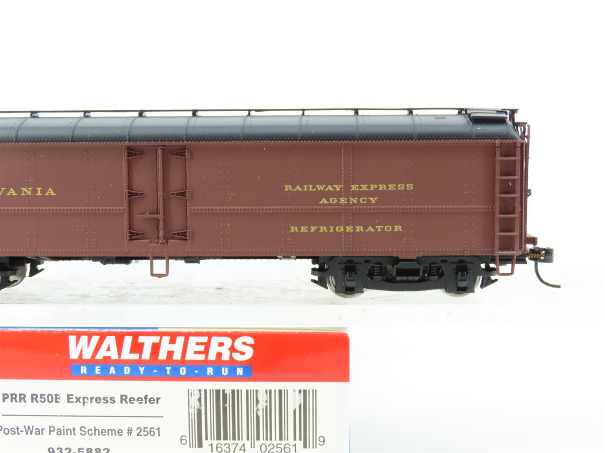 HO Scale Walthers 932-5882 PRR Pennsylvania 50&#39; R50B Express Reefer #2561