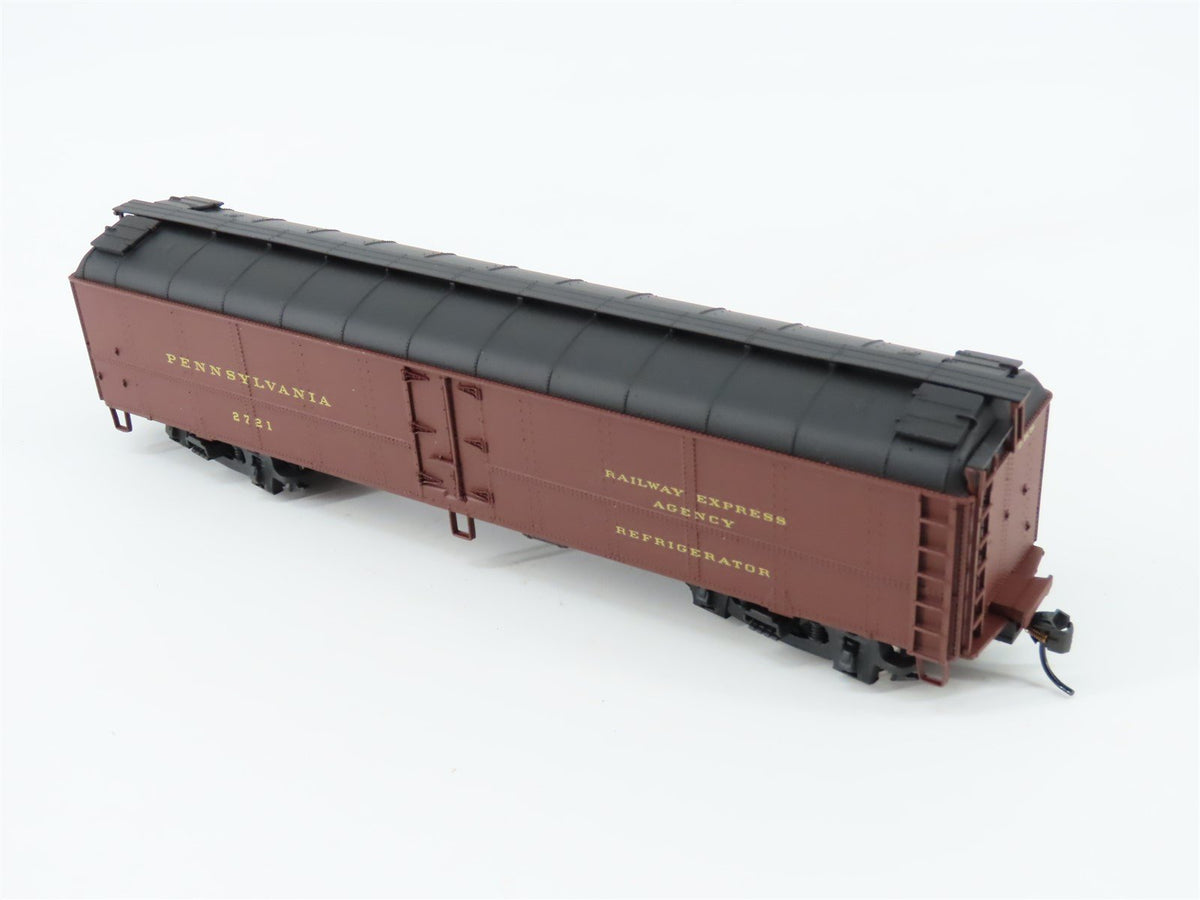 HO Scale Walthers 932-5888 PRR Pennsylvania 50&#39; R50B Express Reefer #2721