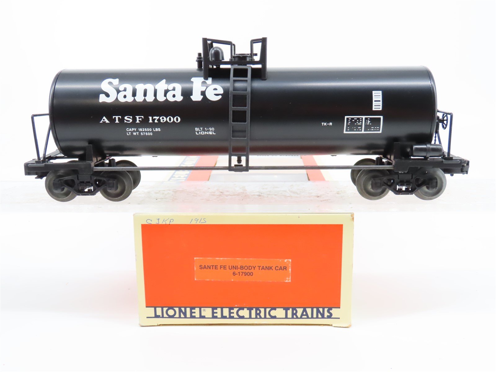 O Gauge 3-Rail Lionel 6-17900 ATSF Santa Fe Uni-Body Tank Car #17900