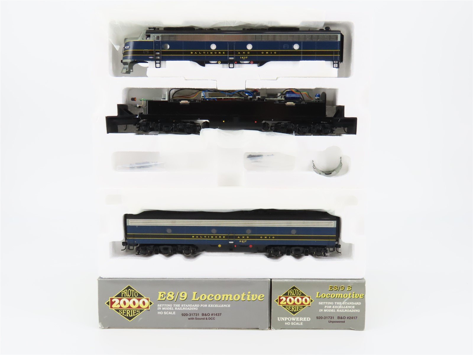 HO Proto 2000 920-31731 B&O Baltimore & Ohio E8/9 A/B Diesel Set w/ DCC & Sound