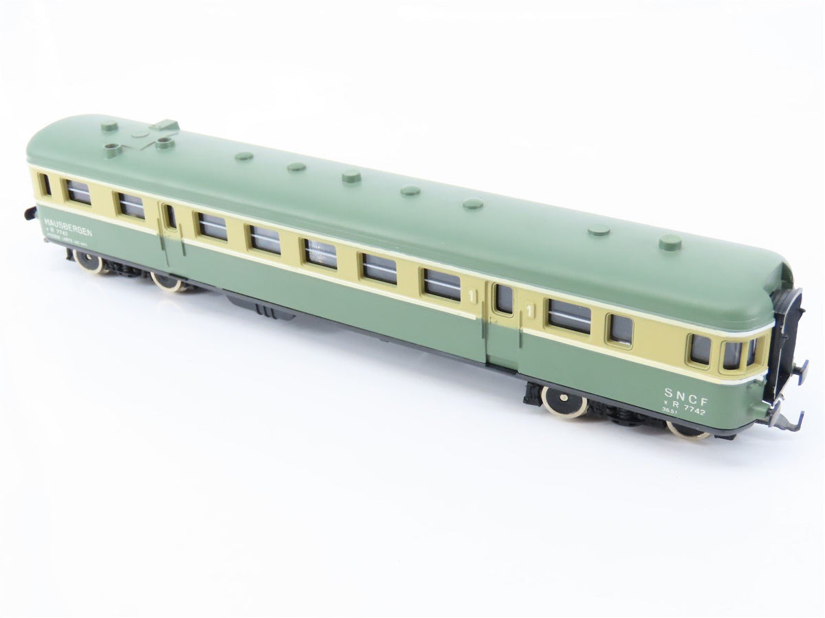 HO Scale Lima SNCF French Lyon-Vaise/Hausbergen 3-Unit Diesel Rail Car Set