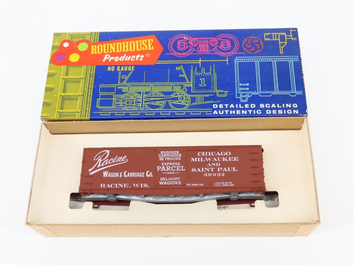 HO Roundhouse Kit #3026 CM&amp;StP Racine Wagon &amp; Carriage Billboard Box Car #39932