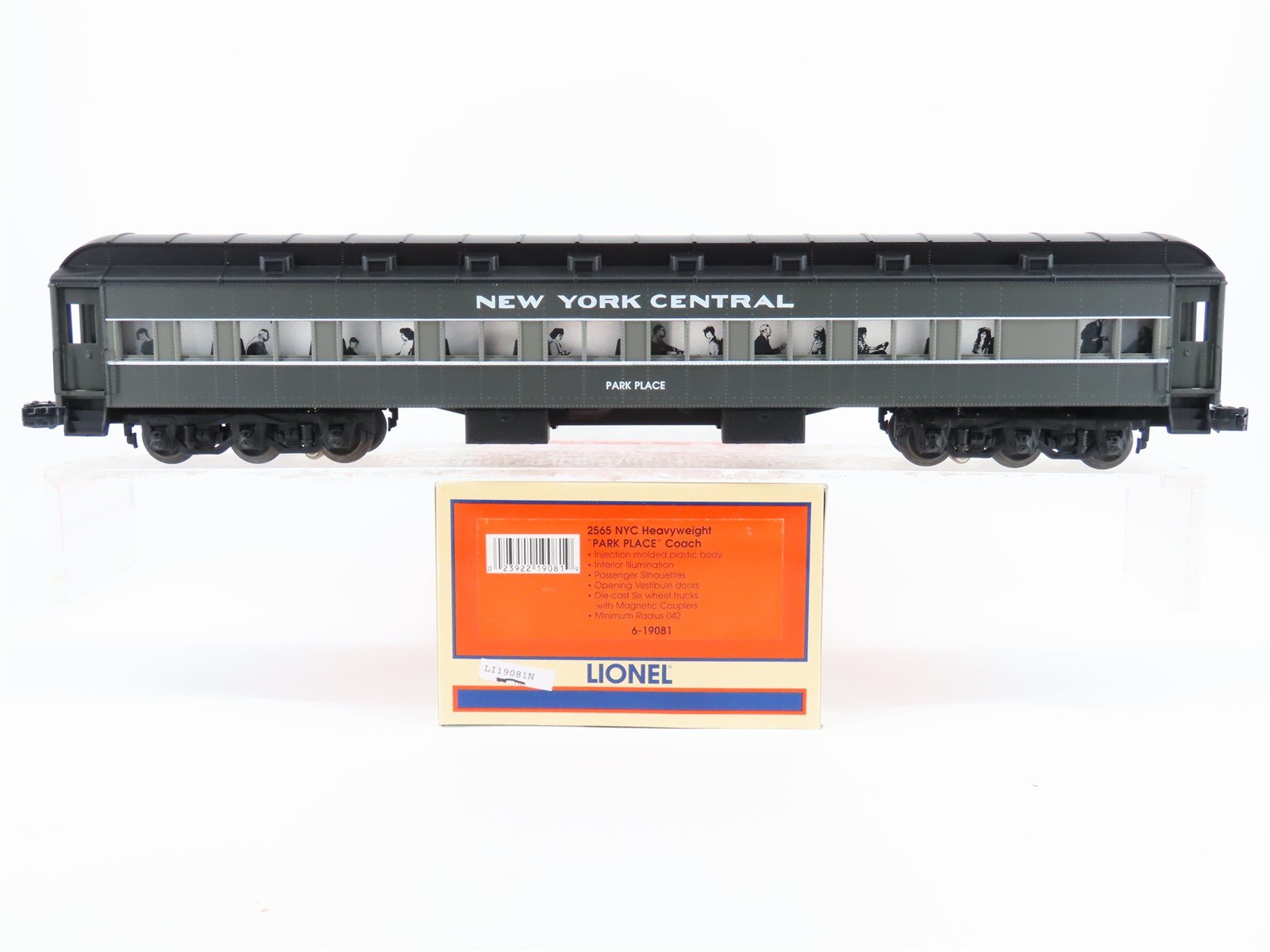 O Gauge 3-Rail Lionel 6-19081 NYC New York Central Coach Passenger "Park Place"