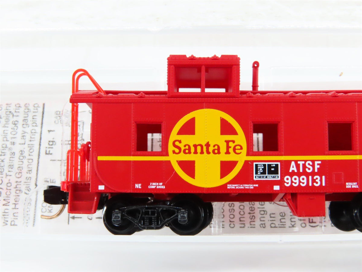 N Scale Micro-Trains 100030 ATSF Santa Fe 36&#39; Steel Caboose #999131