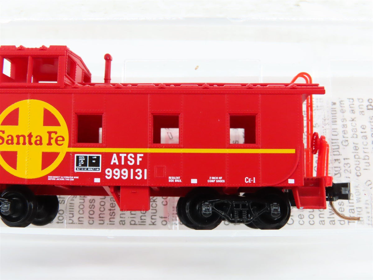 N Scale Micro-Trains 100030 ATSF Santa Fe 36&#39; Steel Caboose #999131