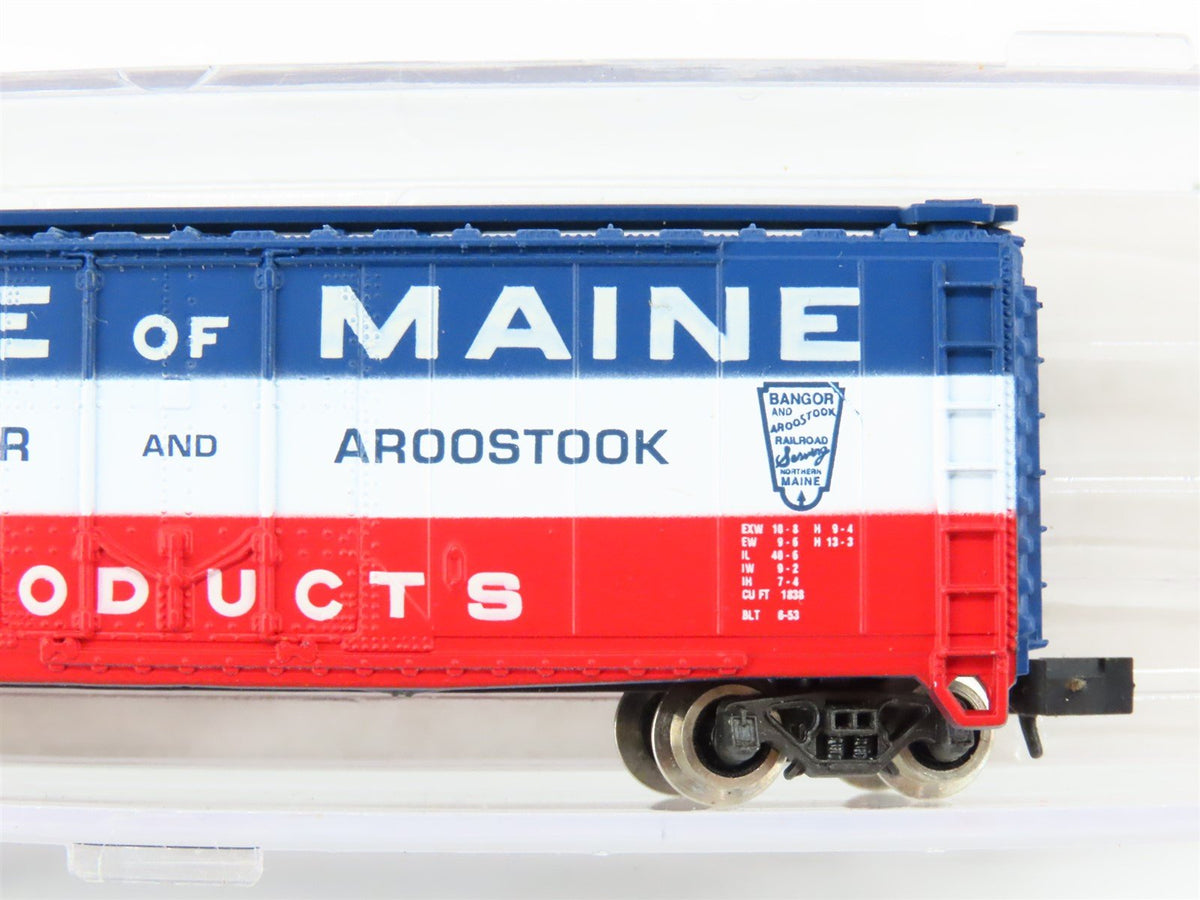 N Atlas 3329 BAR Bangor &amp; Aroostook &quot;State of Maine&quot; 40&#39; Plug Door Box Car #2573