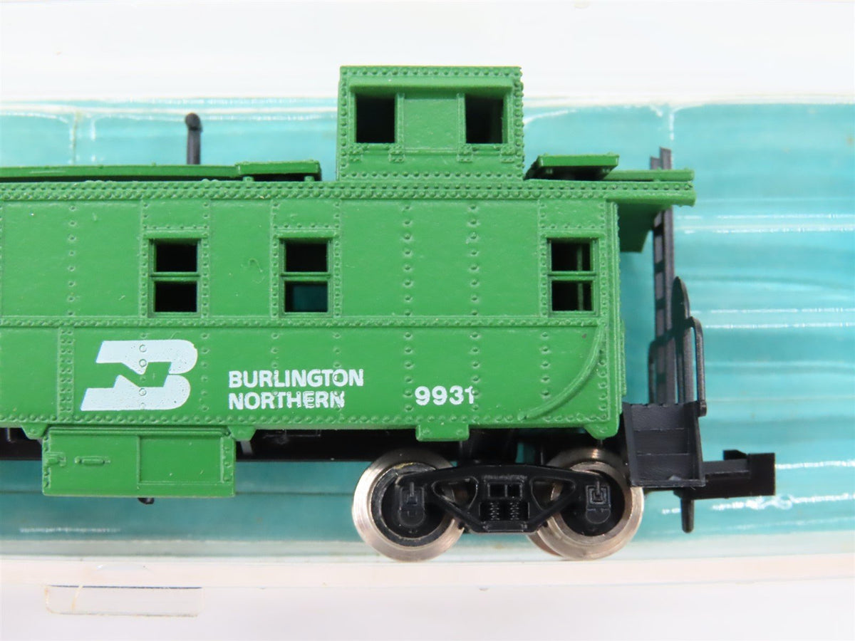 N Scale Atlas 3565 BN Burlington Northern Offset Cupola Steel Caboose #9931