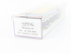 N Scale Atlas 3331 RBNX Fruit Growers Express 40' Plug Door Box Car #82072