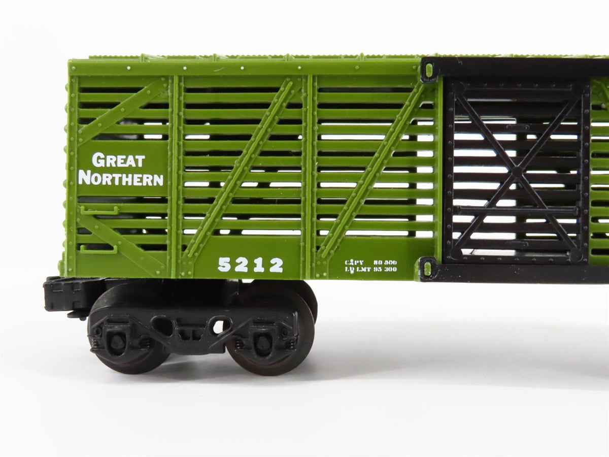 O Gauge 3-Rail K-Line K-5212 GN Great Northern Railway Stock Car #5212