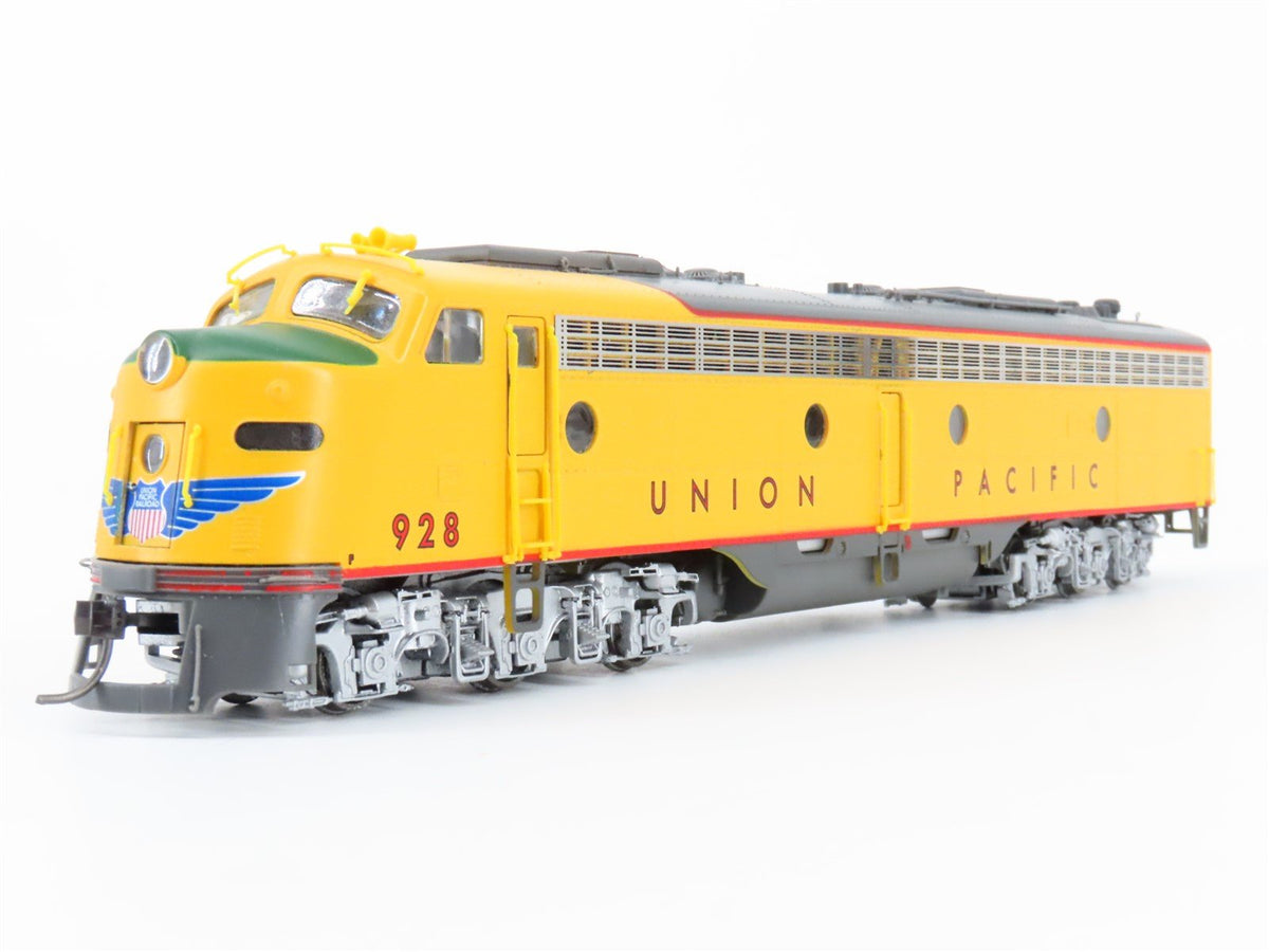 HO Scale Proto 2000 8137 UP Union Pacific E8/9A Diesel Locomotive #928