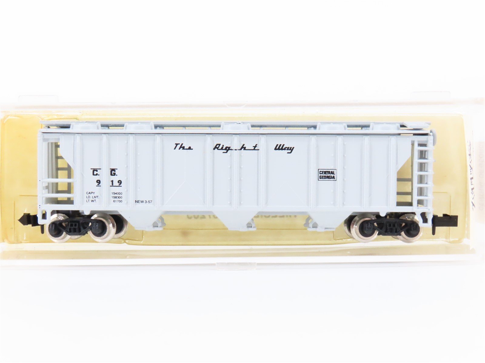 N Scale Atlas 3729 CG Central of Georgia "Right Way" 3-Bay Covered Hopper #919