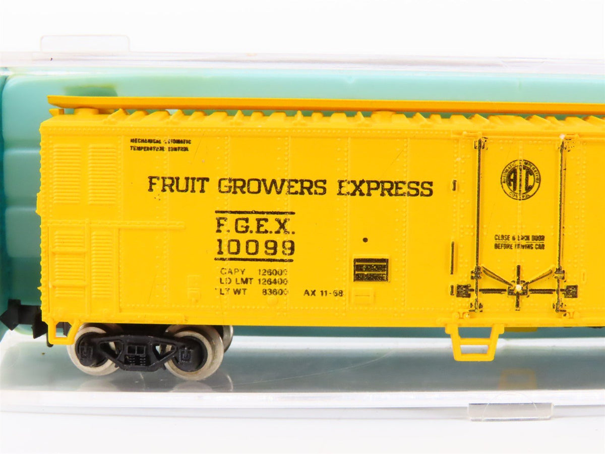 N Scale Atlas 3241 FGE Fruit Growers Express 50&#39; Mech Reefer #10099