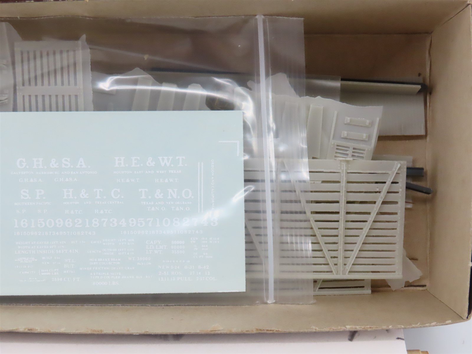 HO Scale Westerfield Resin Kit #5201 Undecorated SP S-40-4 Stock Car