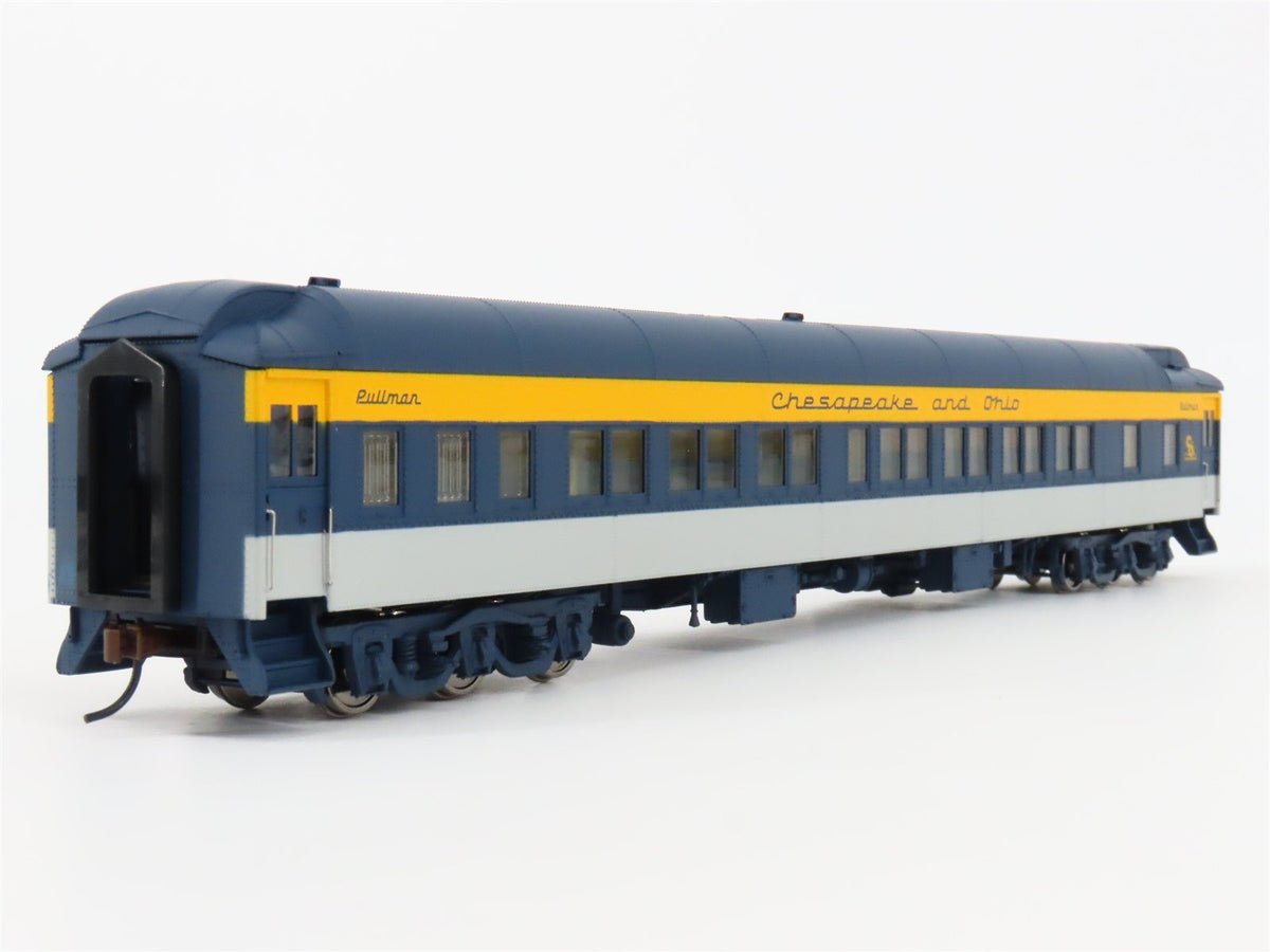 HO Scale Walthers #932-10068 C&amp;O Chesapeake &amp; Ohio HW 8-1-2 Sleeper Passenger