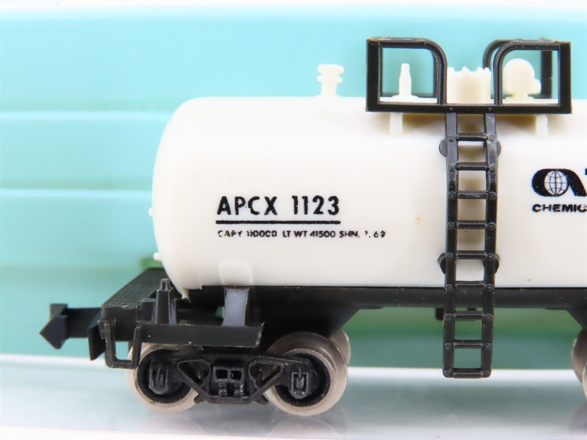 N Scale Atlas 2462 APCX Atlas Chemical Industries 26&#39; Tank Car #1123