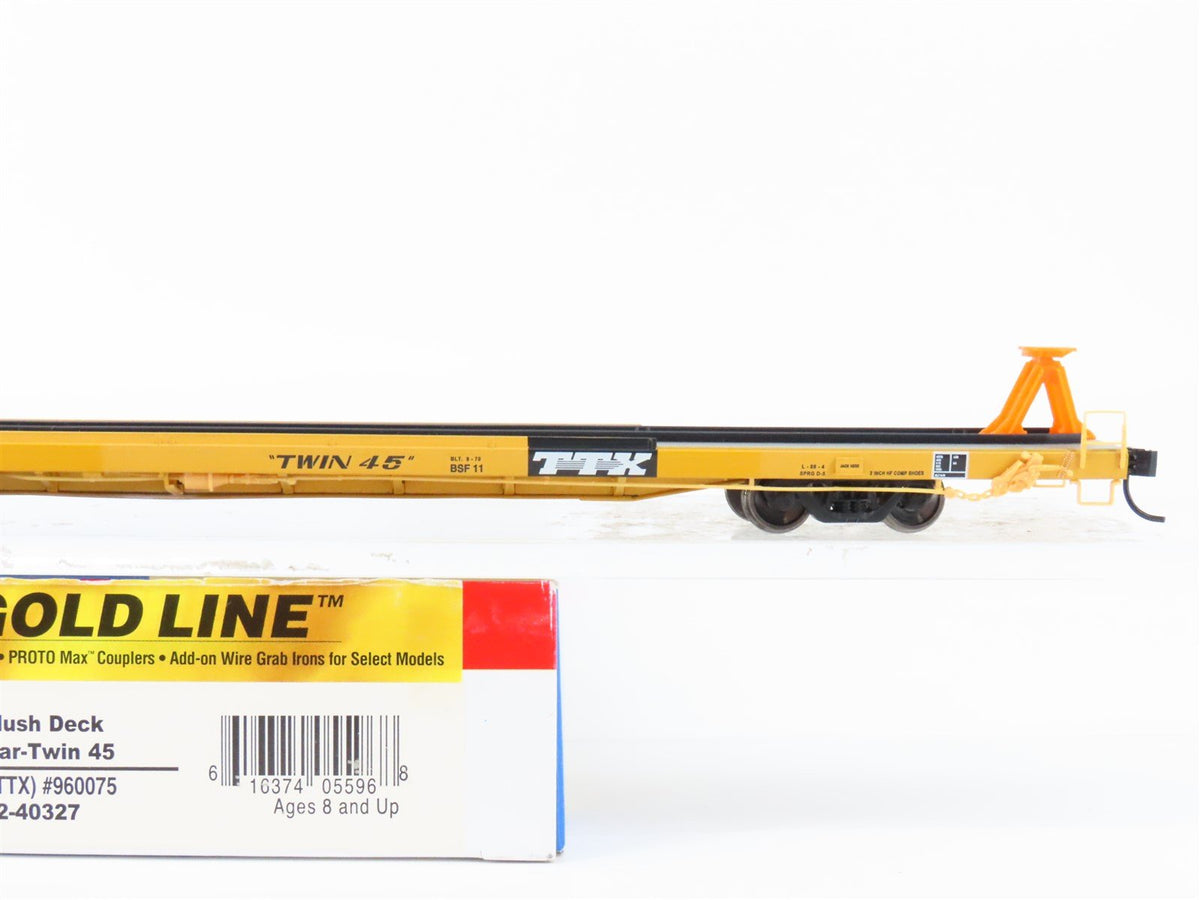 HO Scale Walthers Gold Line #932-40327 KTTX TTX 89&#39; Flush Deck Flat Car #960075