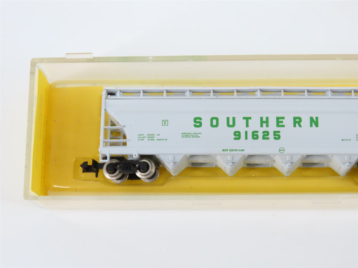 N Scale Atlas 3707 SOU Southern Railway 4-Bay Centerflow Covered Hopper #91625