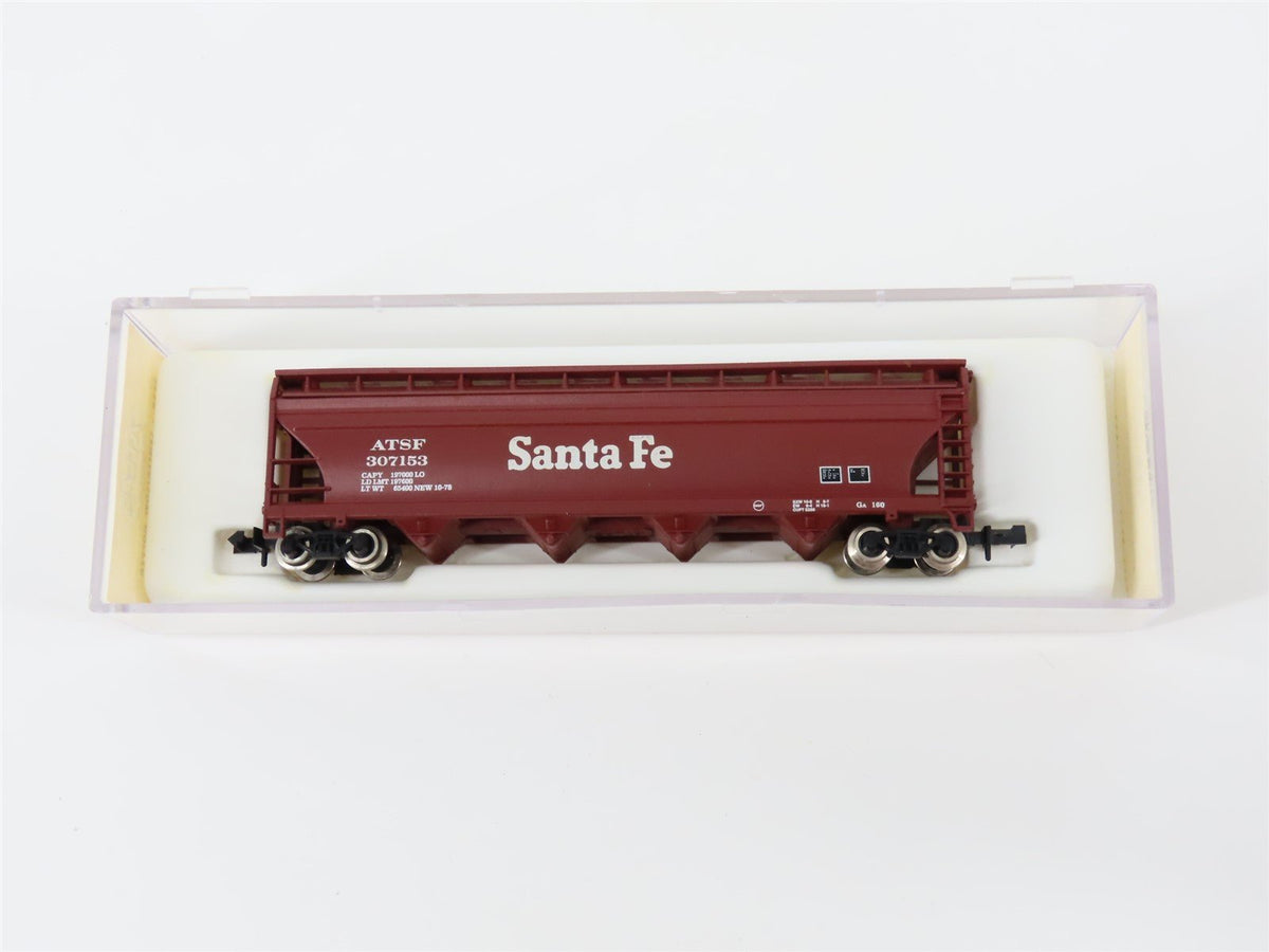 N Scale Atlas 3718 ATSF Santa Fe 4-Bay Centerflow Covered Hopper #307153