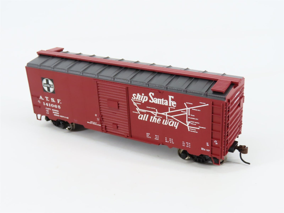 HO Athearn 70046 ATSF Santa Fe &quot;Scout&quot; 40&#39; Box Car #141065 w/ Custom Graffiti