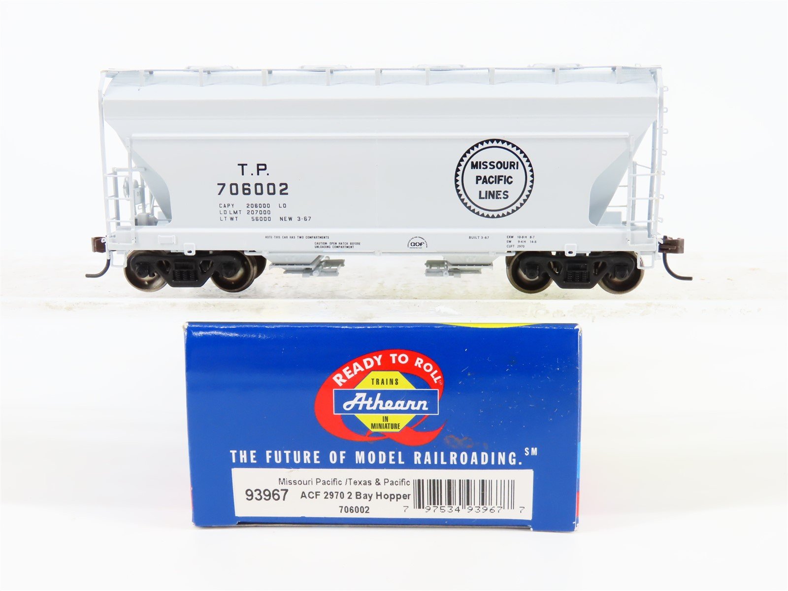 HO Scale Athearn 93967 TP Missouri Pacific / Texas Pacific 2-Bay Hopper #706002