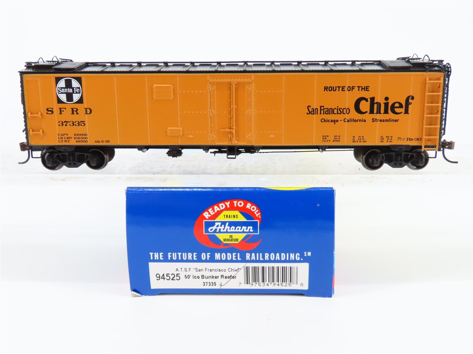 HO Scale Athearn #94525 SFRD Santa Fe "San Francisco Chief" 50' Reefer #37335