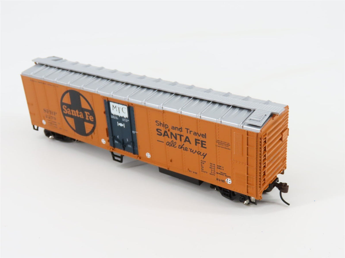 HO Scale Athearn #75450 SFRP Santa Fe 50&#39; Smooth Side Mechanical Reefer #2279