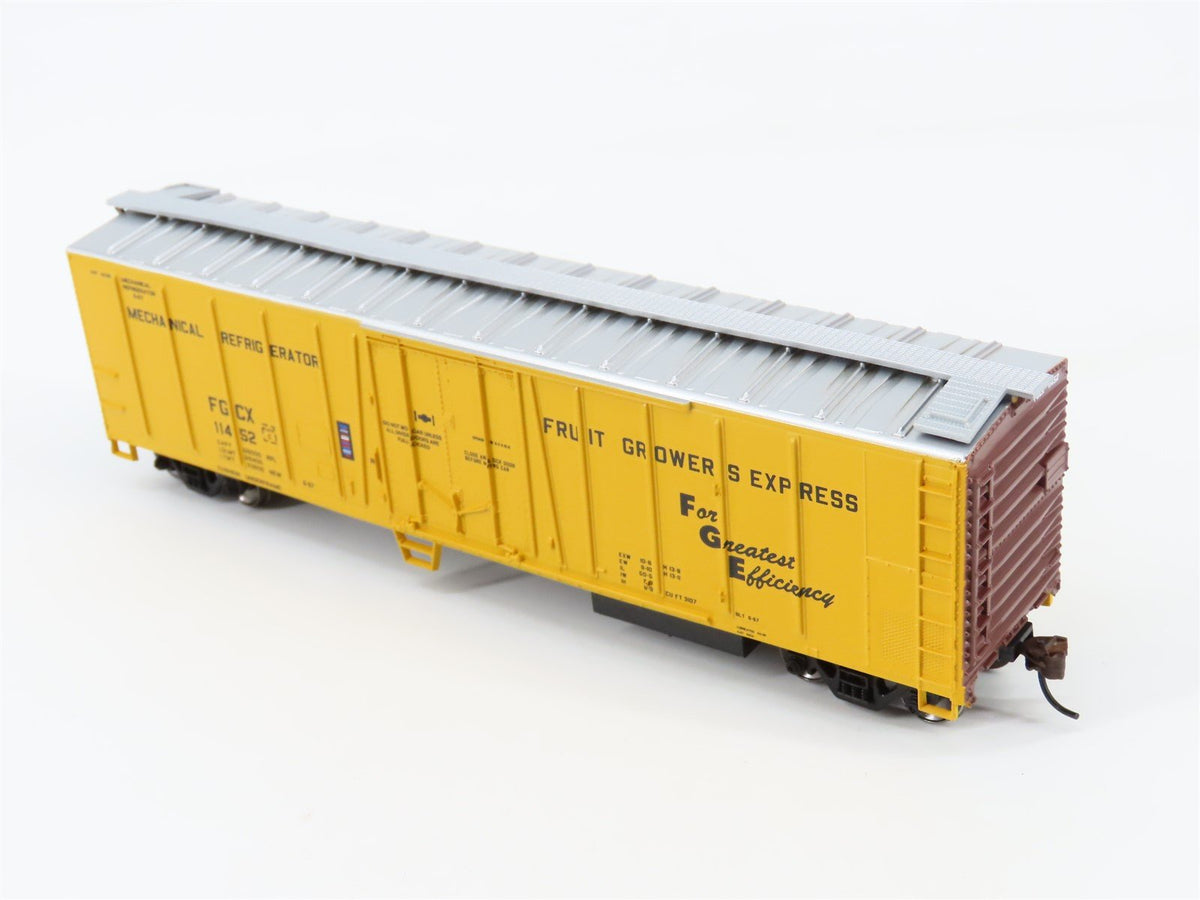 HO Scale Athearn #7573 FGCX Fruit Growers Express 50&#39; Mechanical Reefer #11452