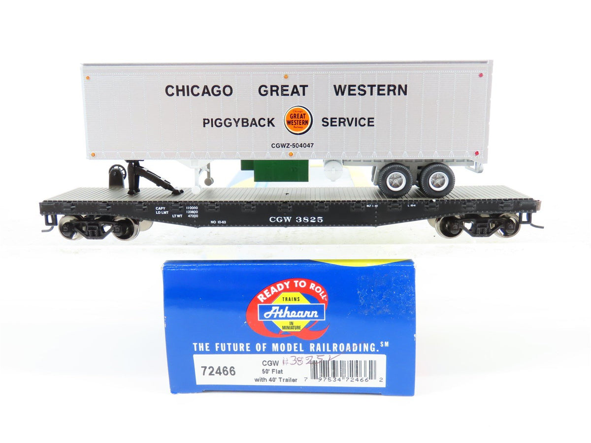 HO Scale Athearn #72466 CGW Chicago Great Western 50&#39; Flat Car #3825 w/ Trailer