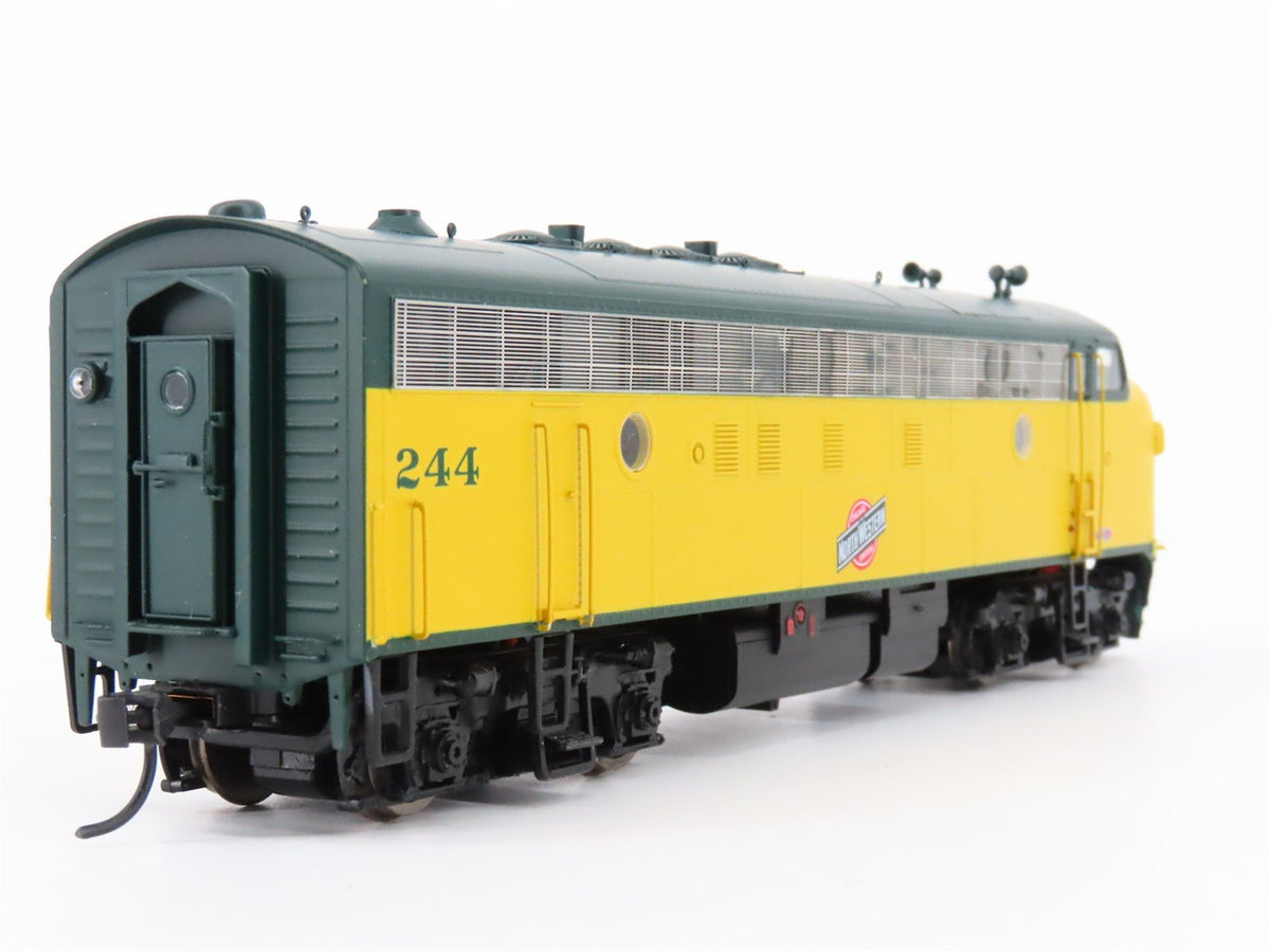 HO Scale Intermountain 49944-03 CNW Railway FP7 Diesel Locomotive #244