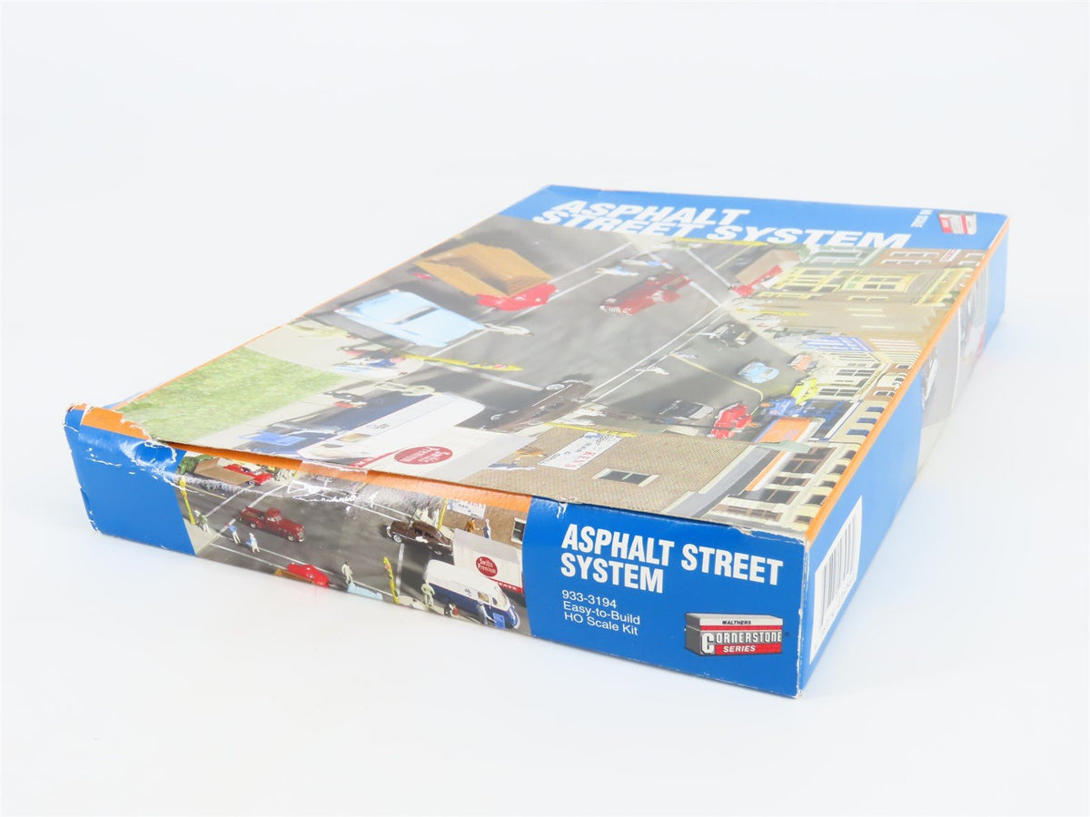 HO 1/87 Scale Walthers Cornerstone Kit #933-3194 Asphalt Street System