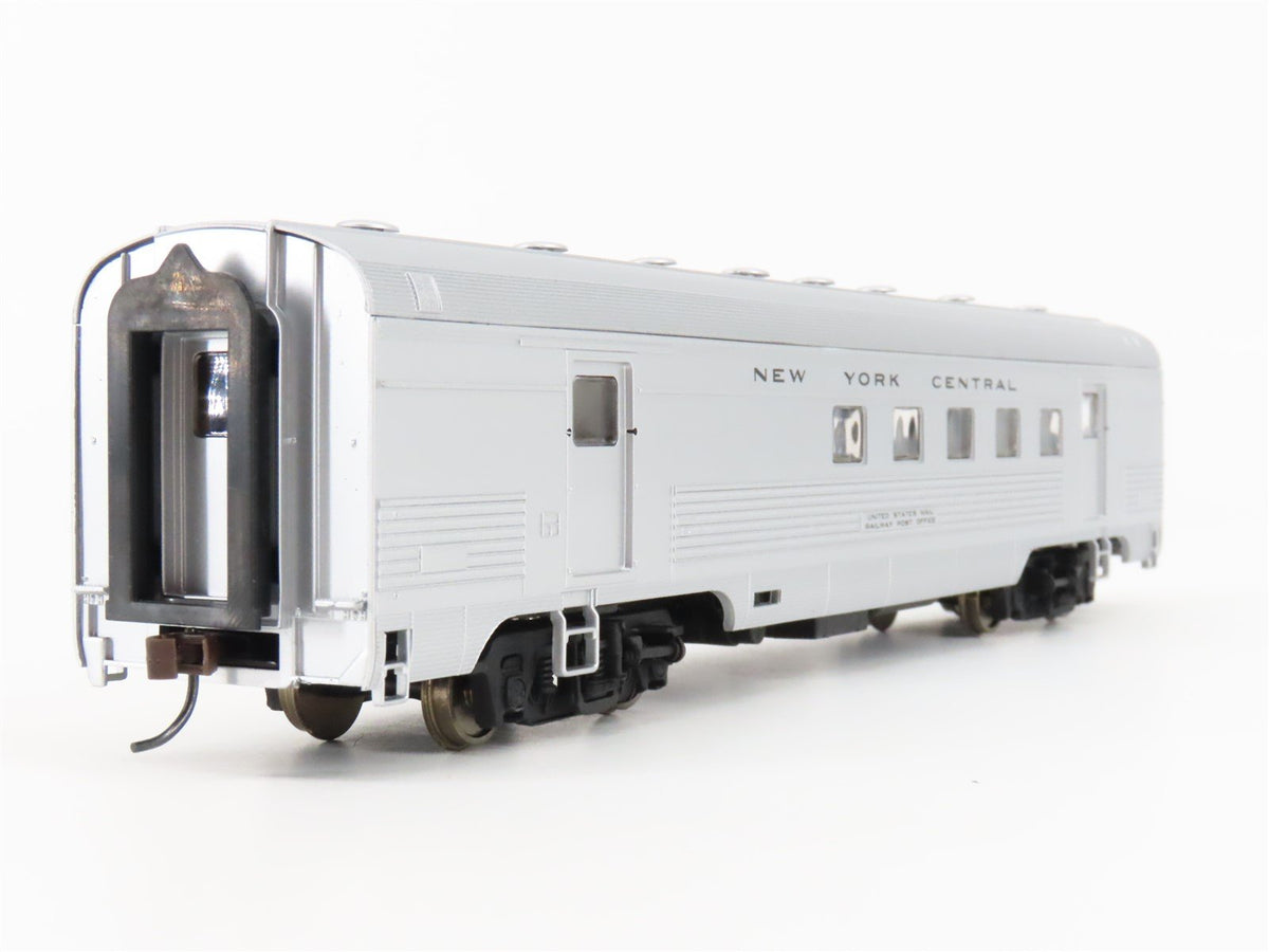 HO Scale Walthers 932-6448 NYC New York Central 63&#39; Budd RPO Passenger Car