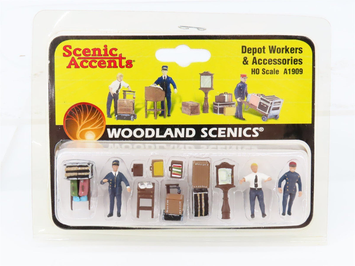 HO 1/87 Scale Woodland Scenics Scenic Accents #A1909 Depot Workers &amp; Accessories