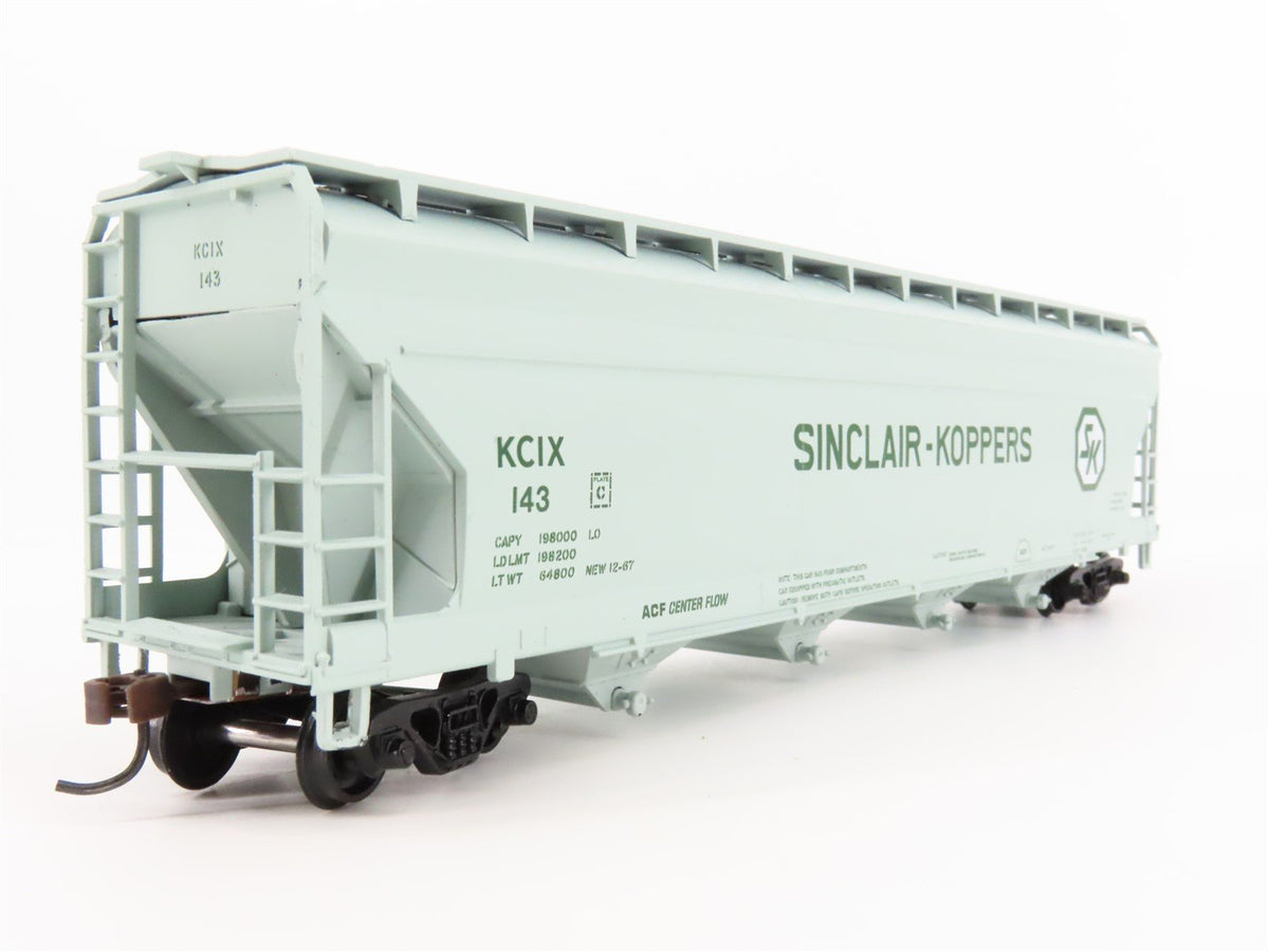 HO Scale Athearn 1924 Sinclair Koppers 55&#39; Center Flow Covered Hopper #143