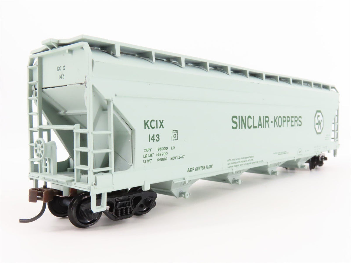 HO Scale Athearn 1924 Sinclair Koppers 55&#39; Center Flow Covered Hopper #143