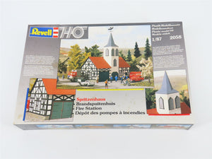 HO 1/87 Scale Revell Kit #2058 Fire Station