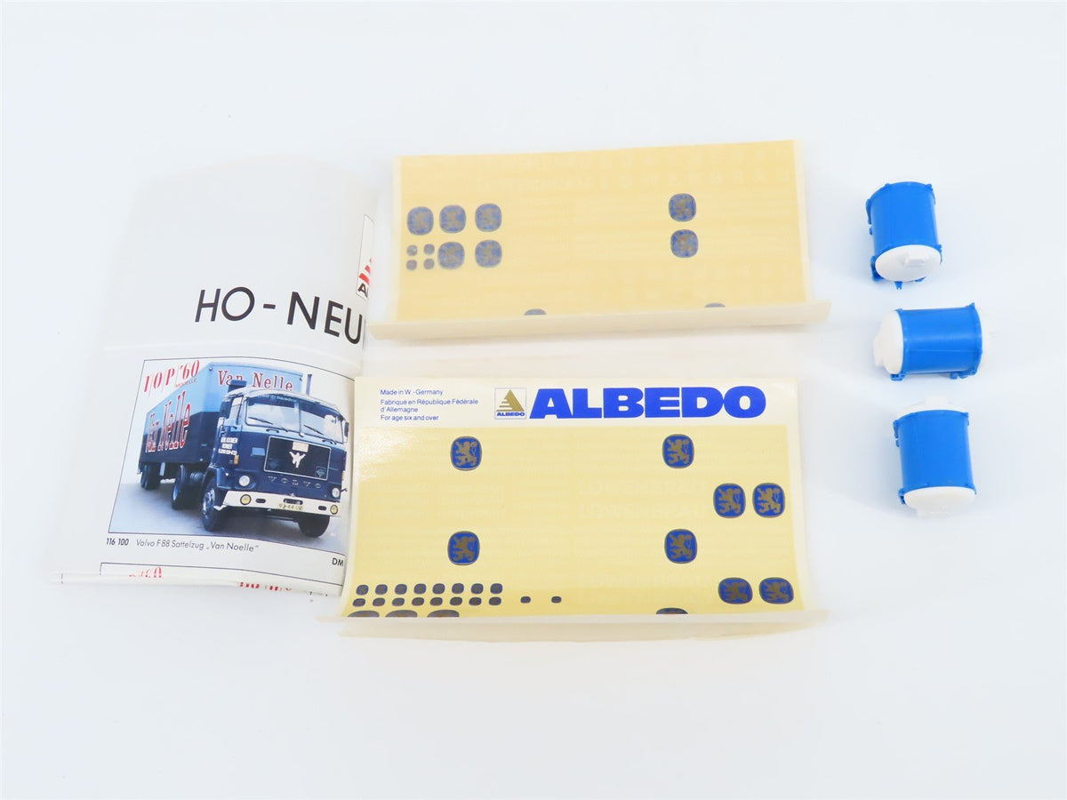 HO 1/87 Scale Albedo European-Style Lowenbräu Beer Containers w/ Decals