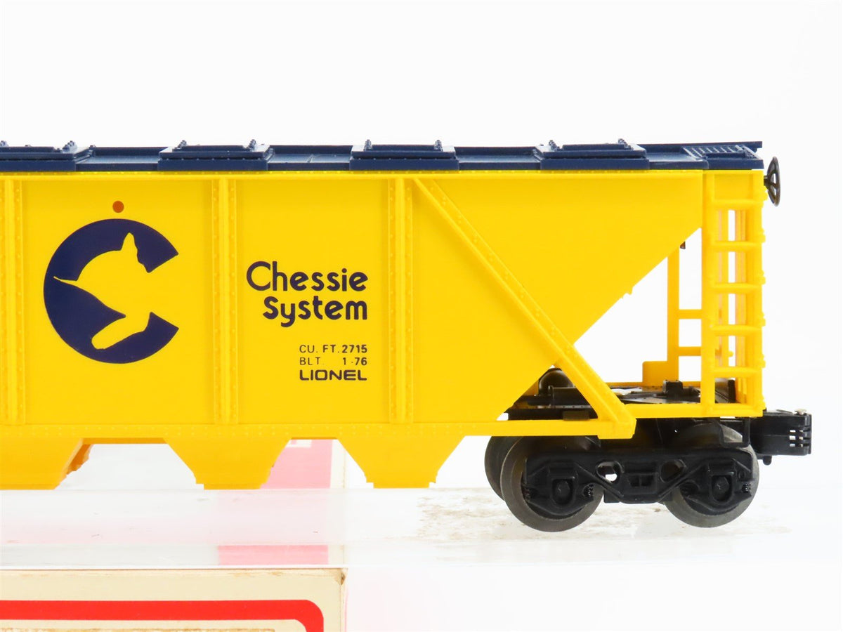 O Gauge 3-Rail Lionel #6-9265 WM Chessie System 4-Bay Covered Hopper #9265