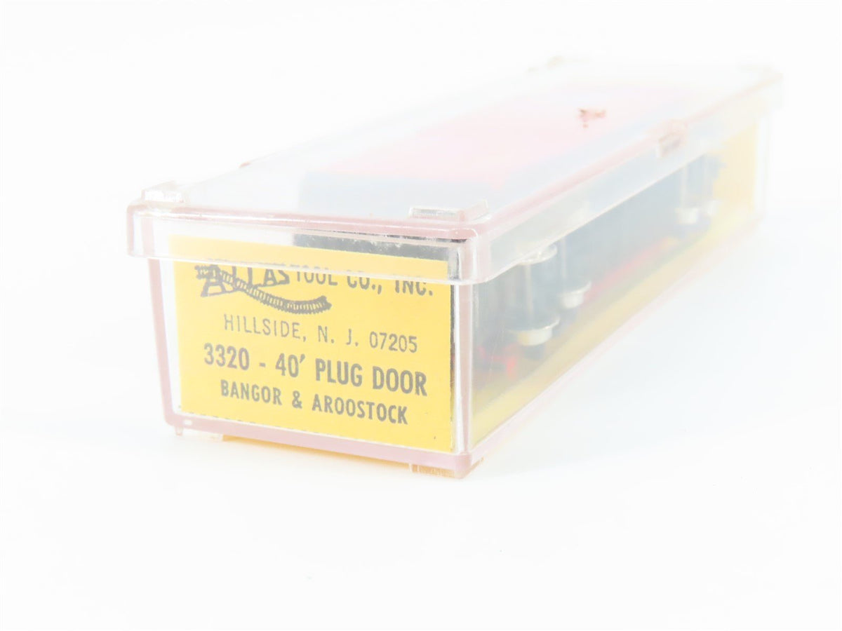 N Scale Atlas 3320 BAR Bangor &amp; Aroostook 40&#39; Plug Door Boxcar #12002