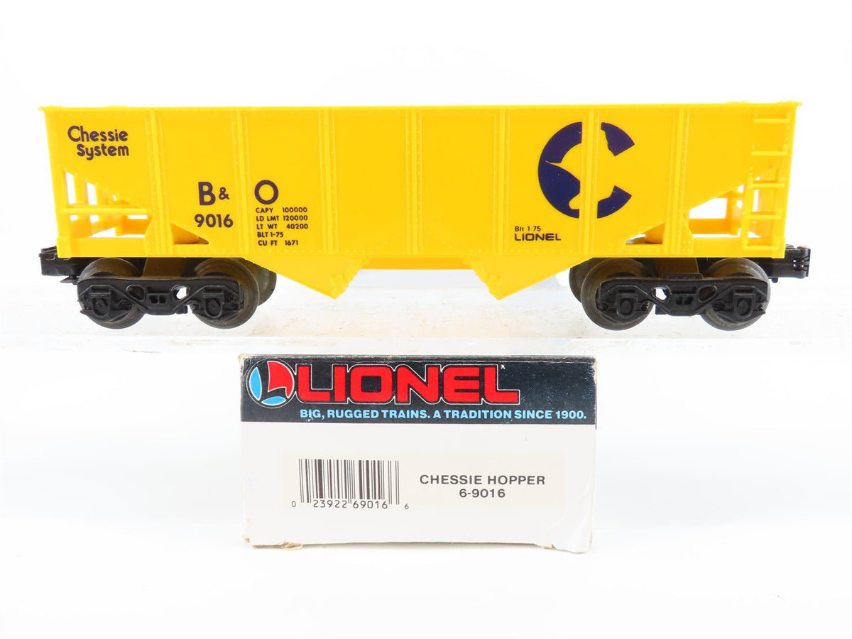 O Gauge 3-Rail Lionel 6-9016 B&amp;O Chessie System 2-Bay Open Hopper #9016