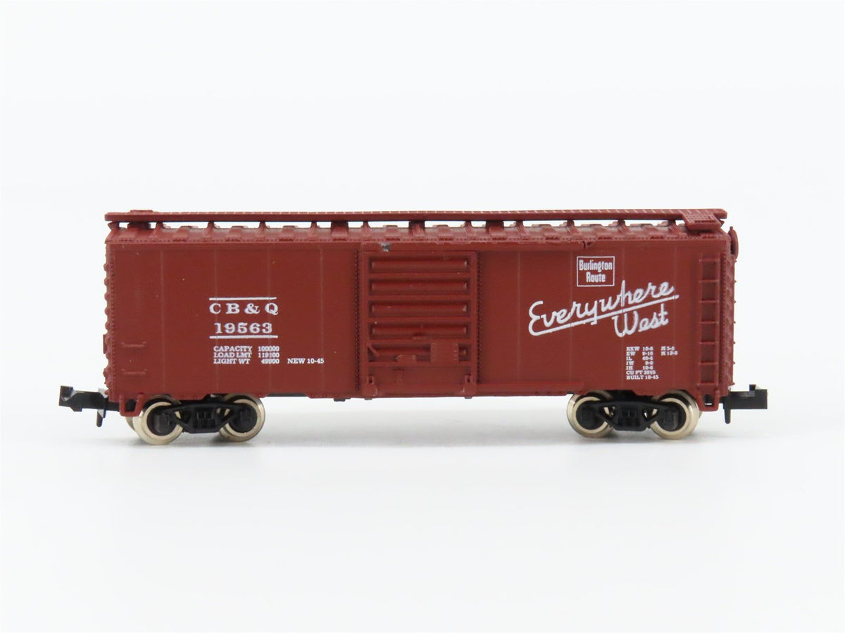 N Scale Atlas 3434 CBQ Burlington Route 40&#39; Standard Boxcar #19563