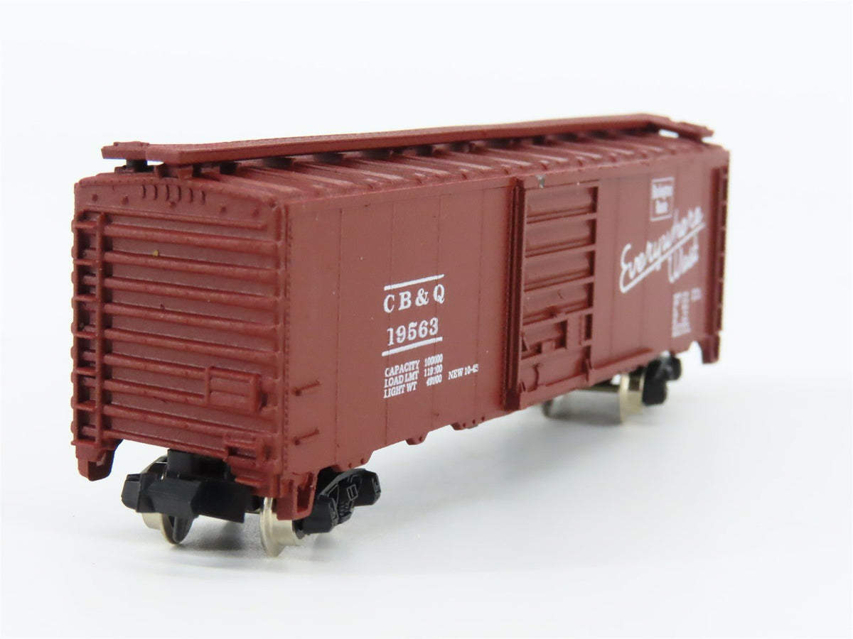 N Scale Atlas 3434 CBQ Burlington Route 40&#39; Standard Boxcar #19563